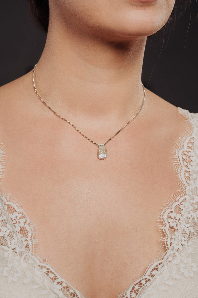 Flatpearl Collier