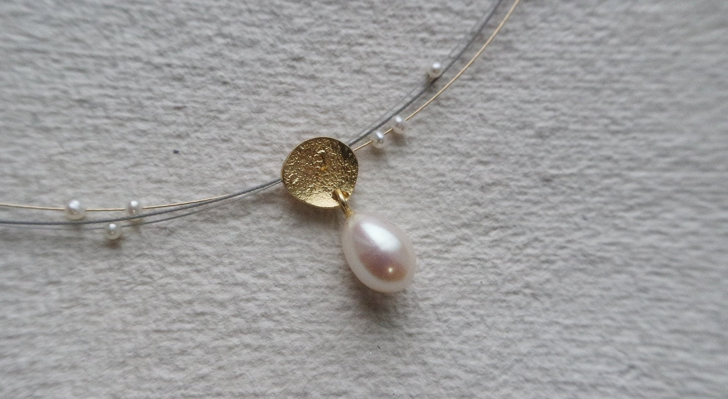 die Unrunden pearldrop Collier Gold